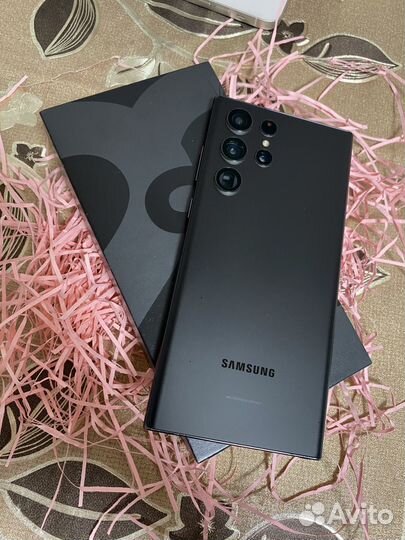 Samsung Galaxy S22 Ultra, 8/128 ГБ