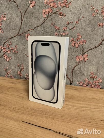iPhone 15, 128 гб sim+esim