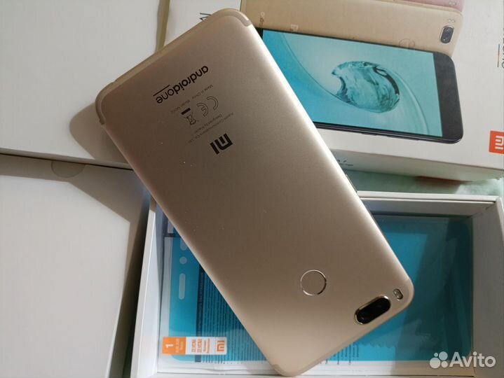 Xiaomi Mi A1 Android One, 4/64 ГБ