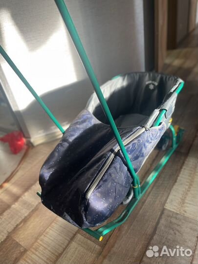 Детские санки с колесами