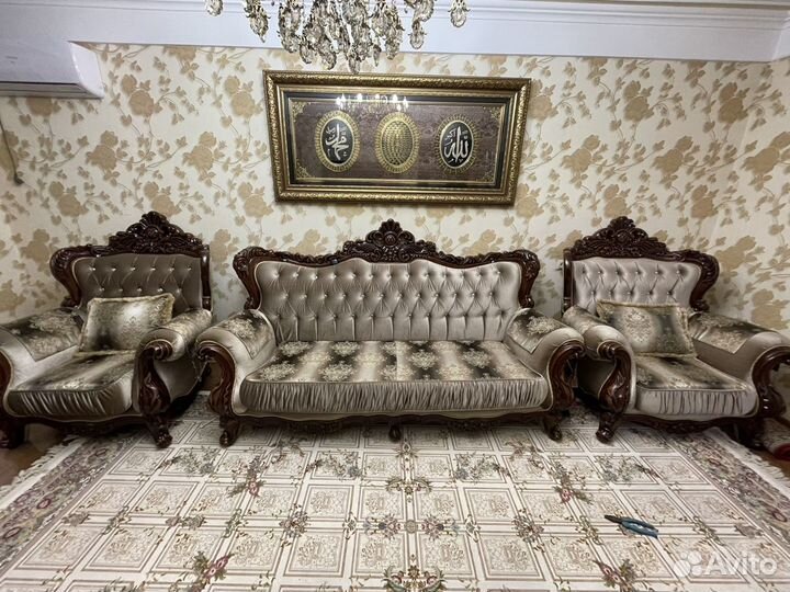 Диван и 2 кресла