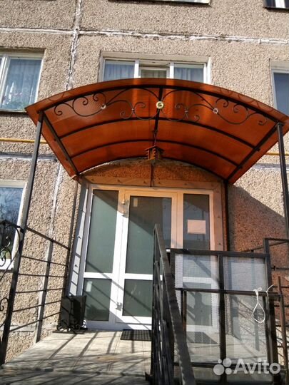 Крыльцо с электроподъёмником для инвалидов