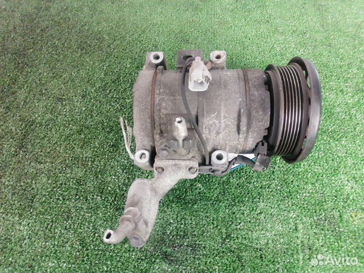 Компрессор кондиционера Toyota Alphard MNH10W