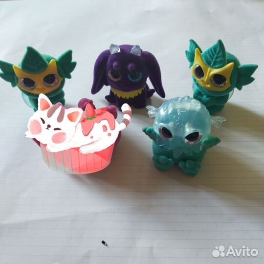 Разные игрушки из свит бокса