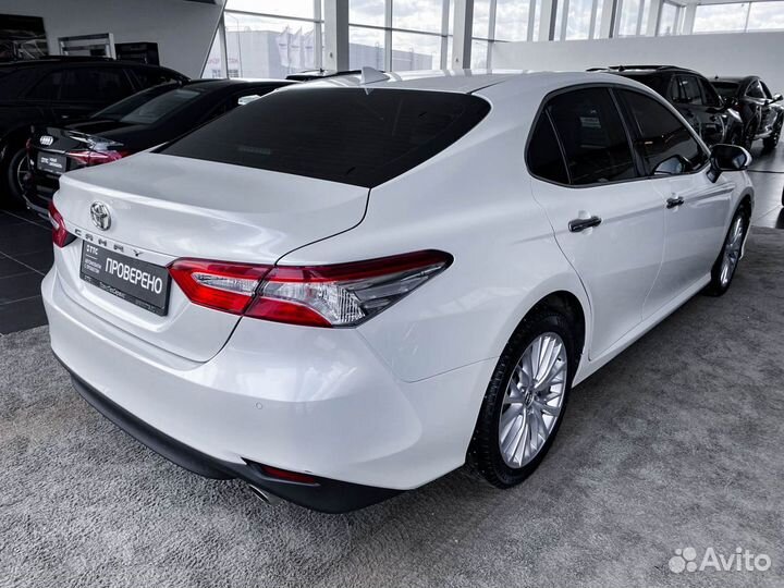 Toyota Camry 2.5 AT, 2019, 127 301 км