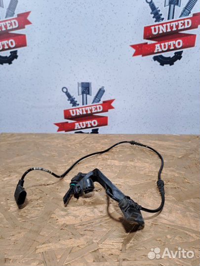 Датчик ABS передний Mercedes Benz E Class W213 654