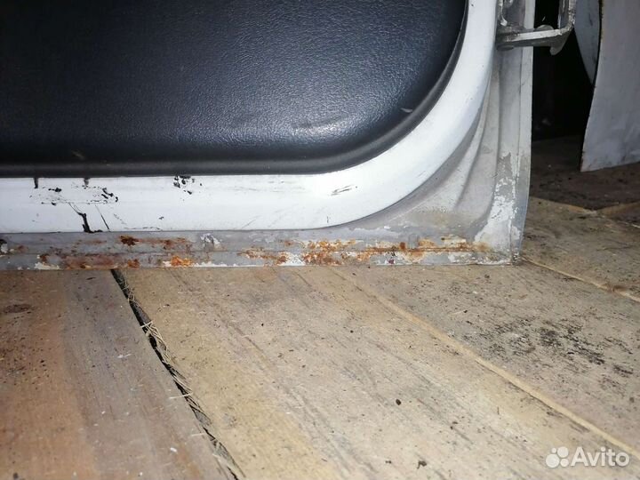 Дверь задняя левая chevrolet cavalier