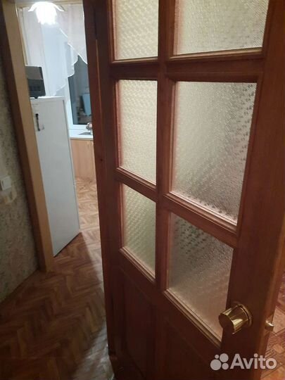 Двери межкомнатные из массива новые