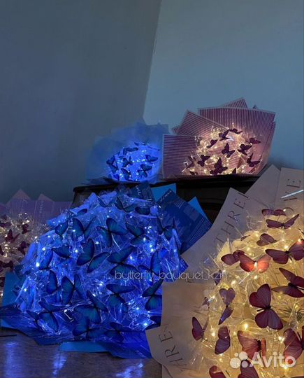 Светящиеся букеты из бабочек