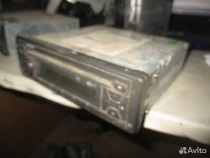 Магнитола CD Volvo 21470349