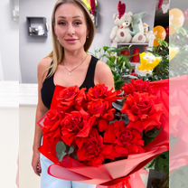 Шикарный букет из красных роз доставкой по Гайве, Пермь