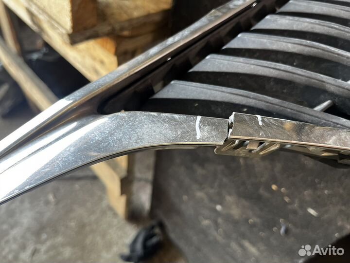 Решетка бампера передняя Lexus rx3 2009-2012