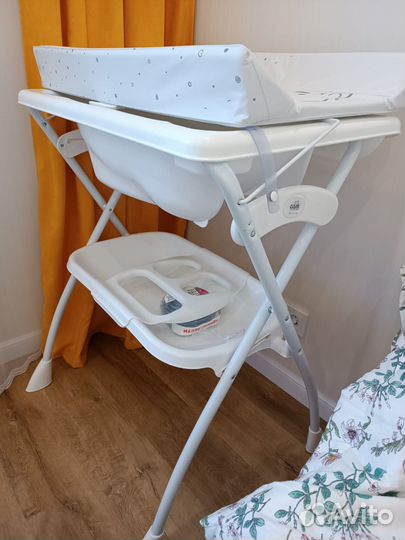 Пеленальный столик с ванночкой cam