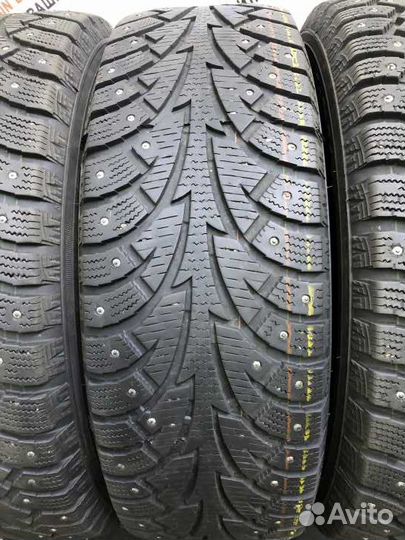 Hankook Winter I'Pike 215/65 R17 98T