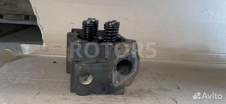 Головка блока цилиндров Scania R 5 2006 1804716