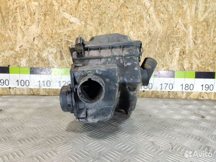 Корпус воздушного фильтра Opel Vectra A