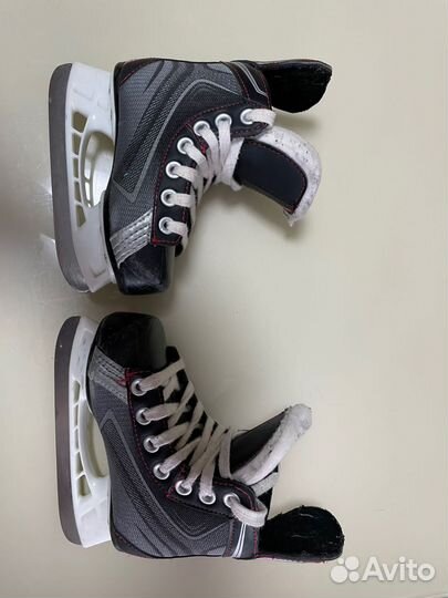 Хоккейные коньки bauer Х30 yth 9 R