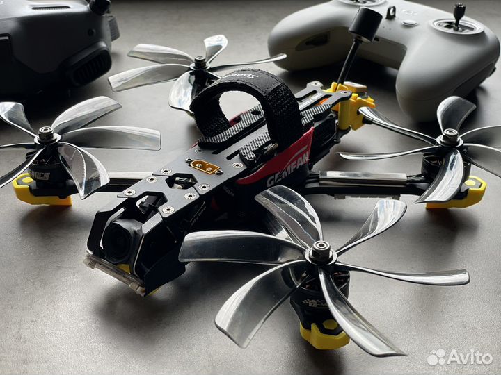 Квадрокоптер дрон SpeedyBee 5 HD с DJI O3 Air Unit