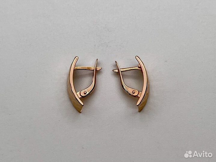 Золотые серьги 585 пробы