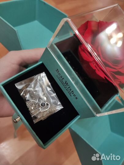 Вечная роза в колбе + подвеска