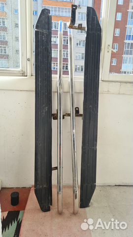 Пороги оригинал на Toyota RAV-4