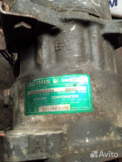 Компрессор кондиционера Renault Magnum 2007