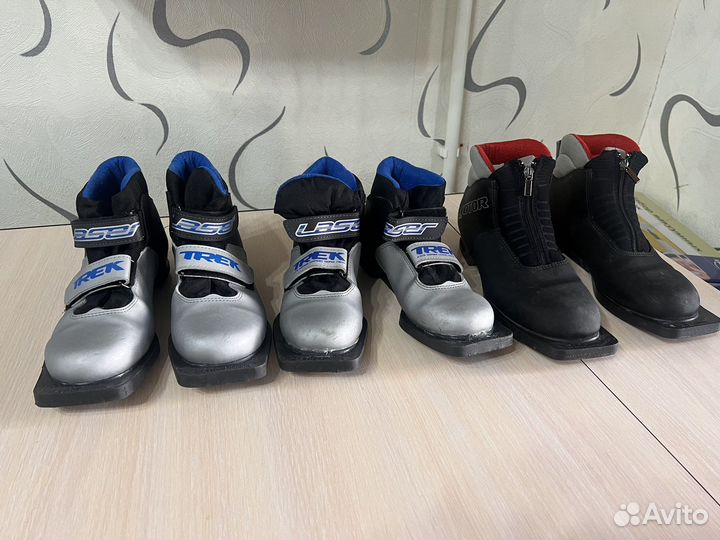 Лыжные ботинки