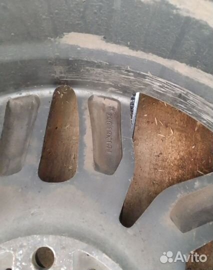 Продам комплект резины с дисками R255/50/19