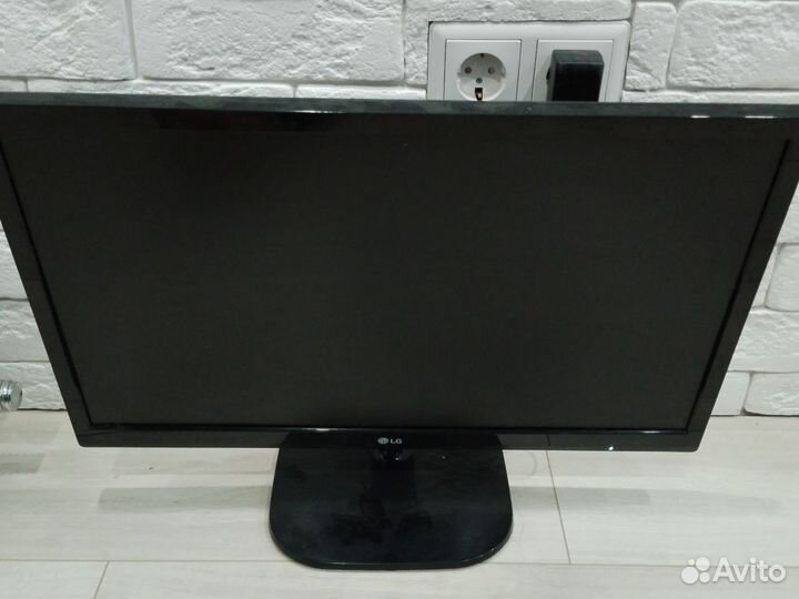 Монитор LG