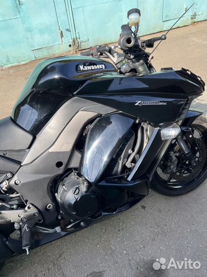 Kawasaki Z1000SX после дтп