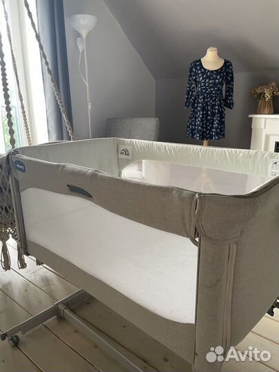 Кроватка люлька chicco next2me magic