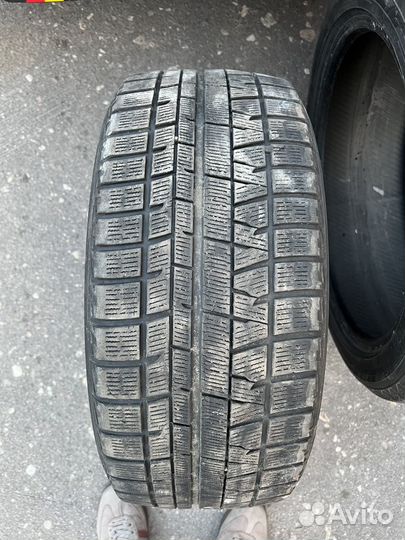 Yokohama Ice Guard IG60 255/40 R18