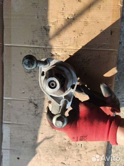 Стартер mercedes 220 3,2 V6