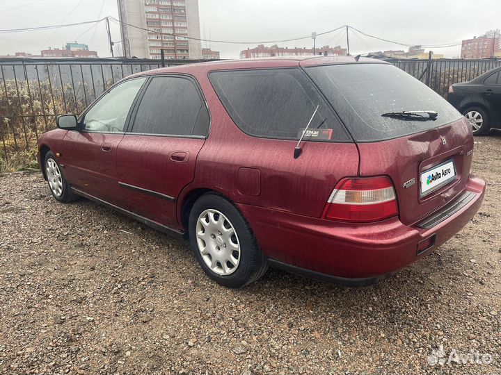 Honda Accord 2.0 AT, 1995, 250 000 км