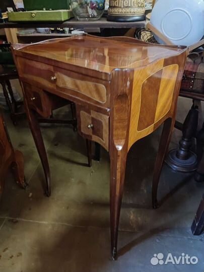 Консольный столик