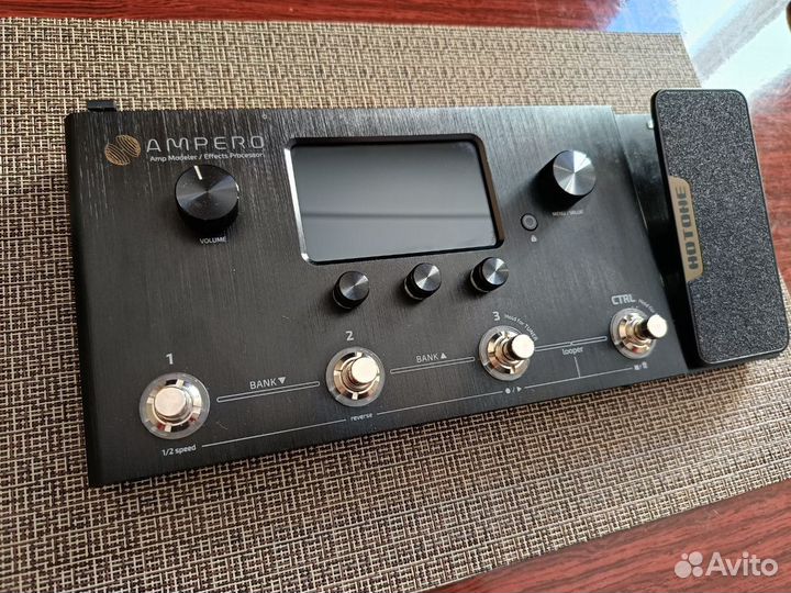 Гитарный процессор Hotone Ampero
