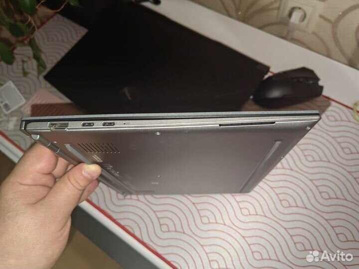 Asus zenbook s13 oled 2023