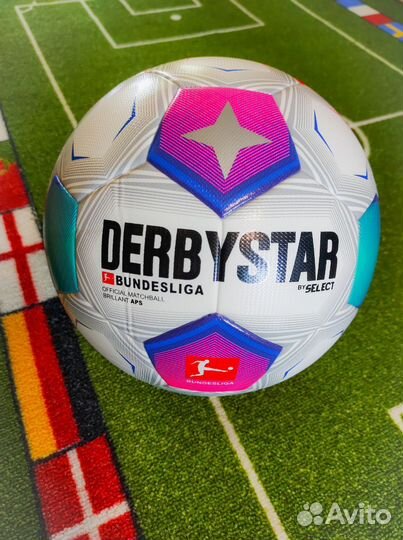 Футбольный мяч Derbystar Brillant APS Matchball