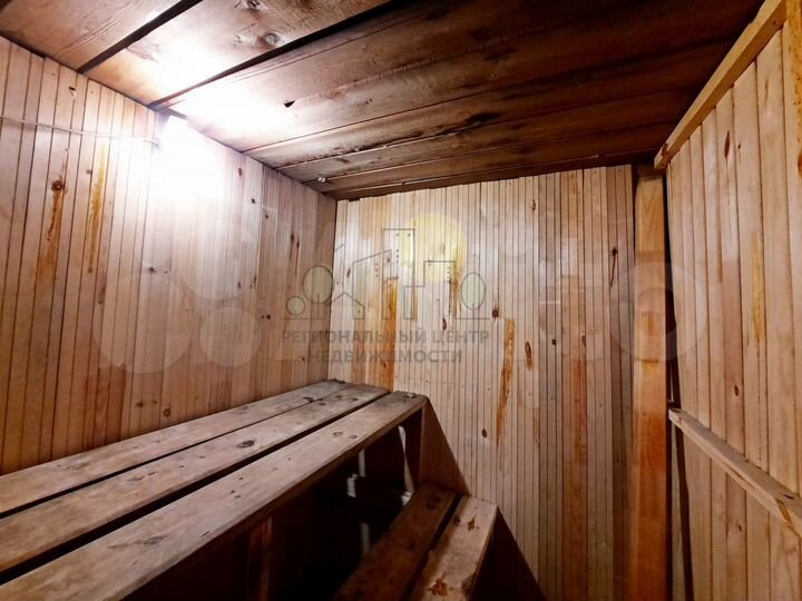 Дом 30 м² на участке 5,3 сот.