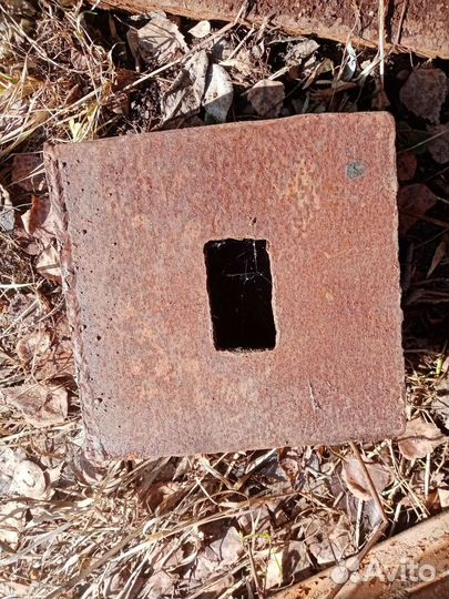 Колпаки для навесных замков