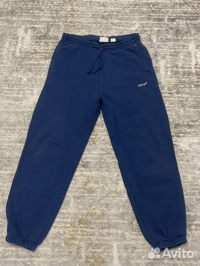 Спортивные штаны levis