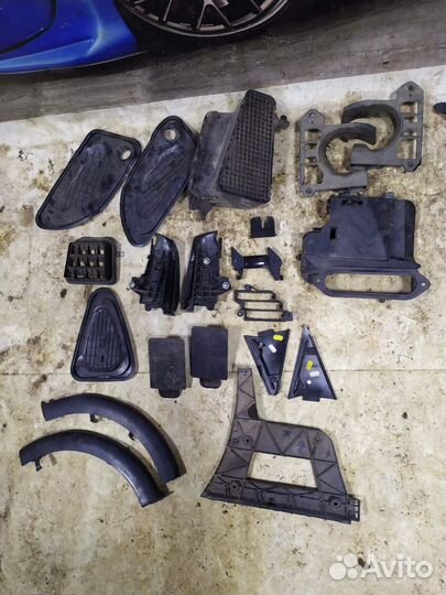 Пластиковые элементы Audi A4 B8