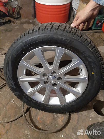 Bridgestone 613V 205/55 R16