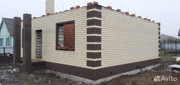 Бригада строителей (кирпич, фундамент,земля, )