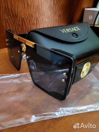 Солнцезащитные очки женские