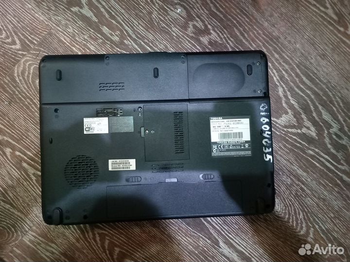 Ноутбук toshiba