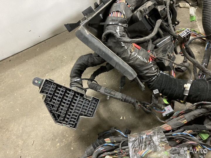 Проводка торпеды/салона Volkswagen Passat B6