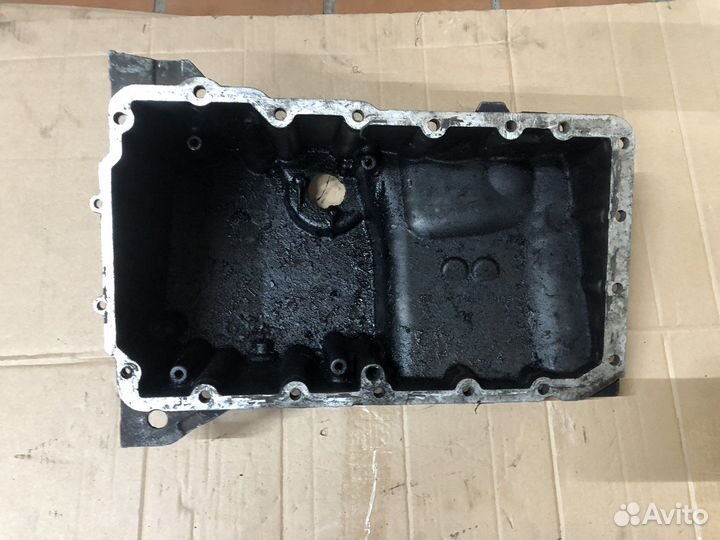 BMW E46 M47 Поддон двигателя