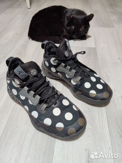 Баскетбольные кроссовки adidas harden vol 5