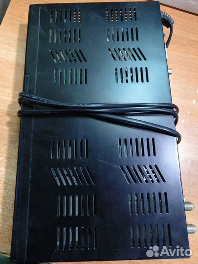 TV приставка ресивер drs-5003 полностью рабочая